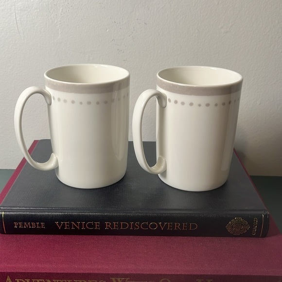 Kate Spade New York Lenox Charlotte Street Gray East Dots Pair of Mugs - Picture 2 of 6